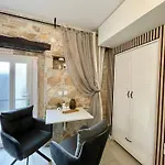 Radini Istrian Stone House With Private Parking And Terrace شقة بروتونيغلا