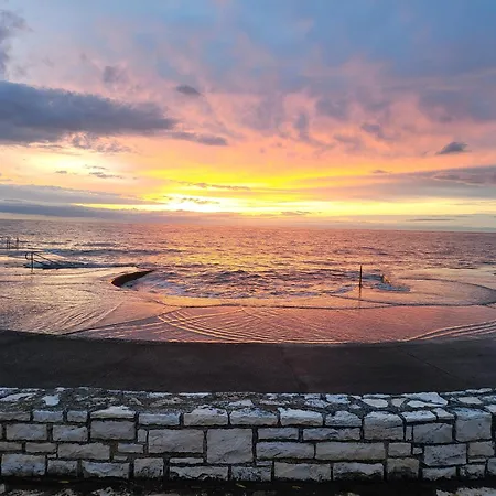 Radini Istrian Romantic With Private Parking And Terrace Apartment Brtonigla