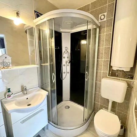 Radini Istrian Romantic With Private Parking And Terrace * Brtonigla